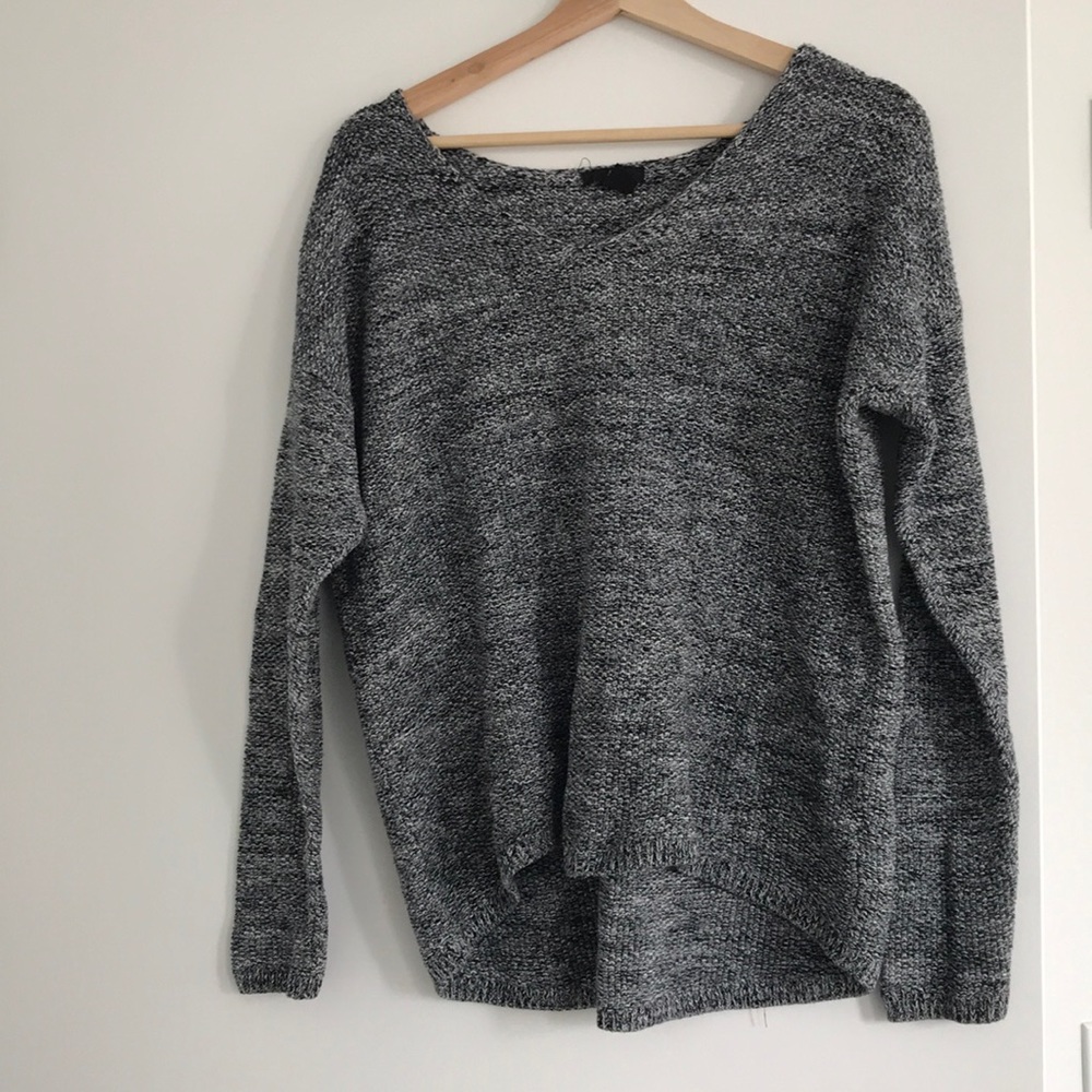 Black and white H&M sweater